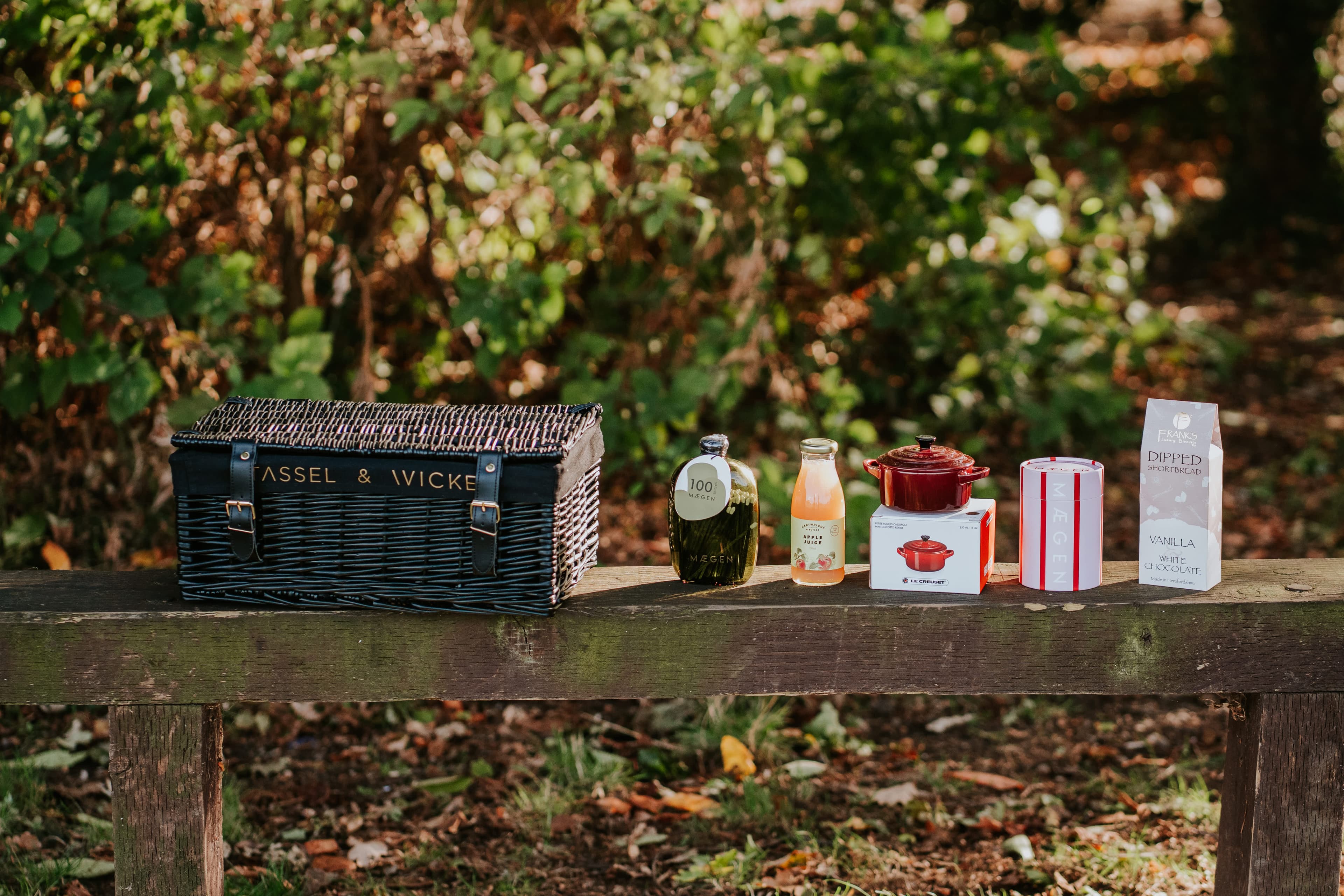 Corporate and bespoke service